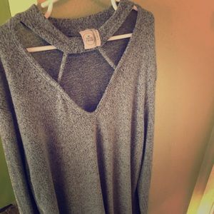 Super super soft, pull over sweater.  Light weight